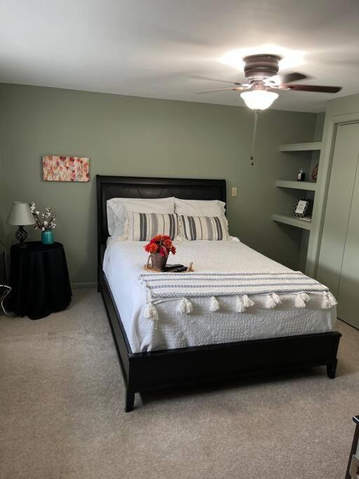 Hilltop Hideaway - 3bdr In Downtown London, Ky Apartment *