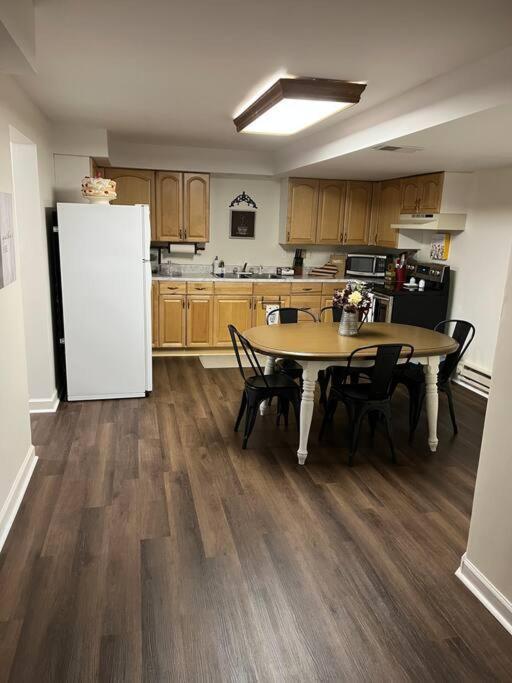 Hilltop Hideaway - 3bdr In Downtown London, Ky London