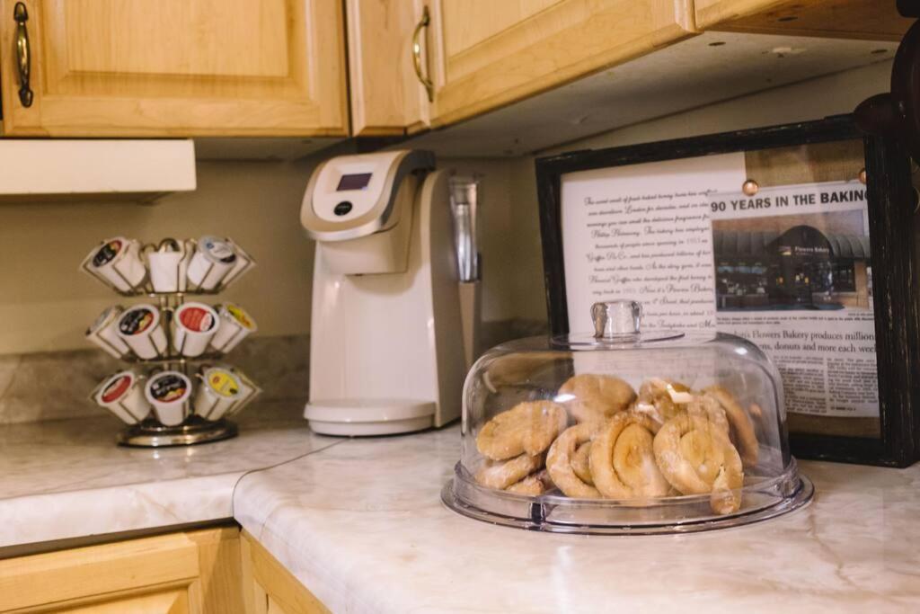 Apartment Hilltop Hideaway - 3bdr In Downtown London, Ky London